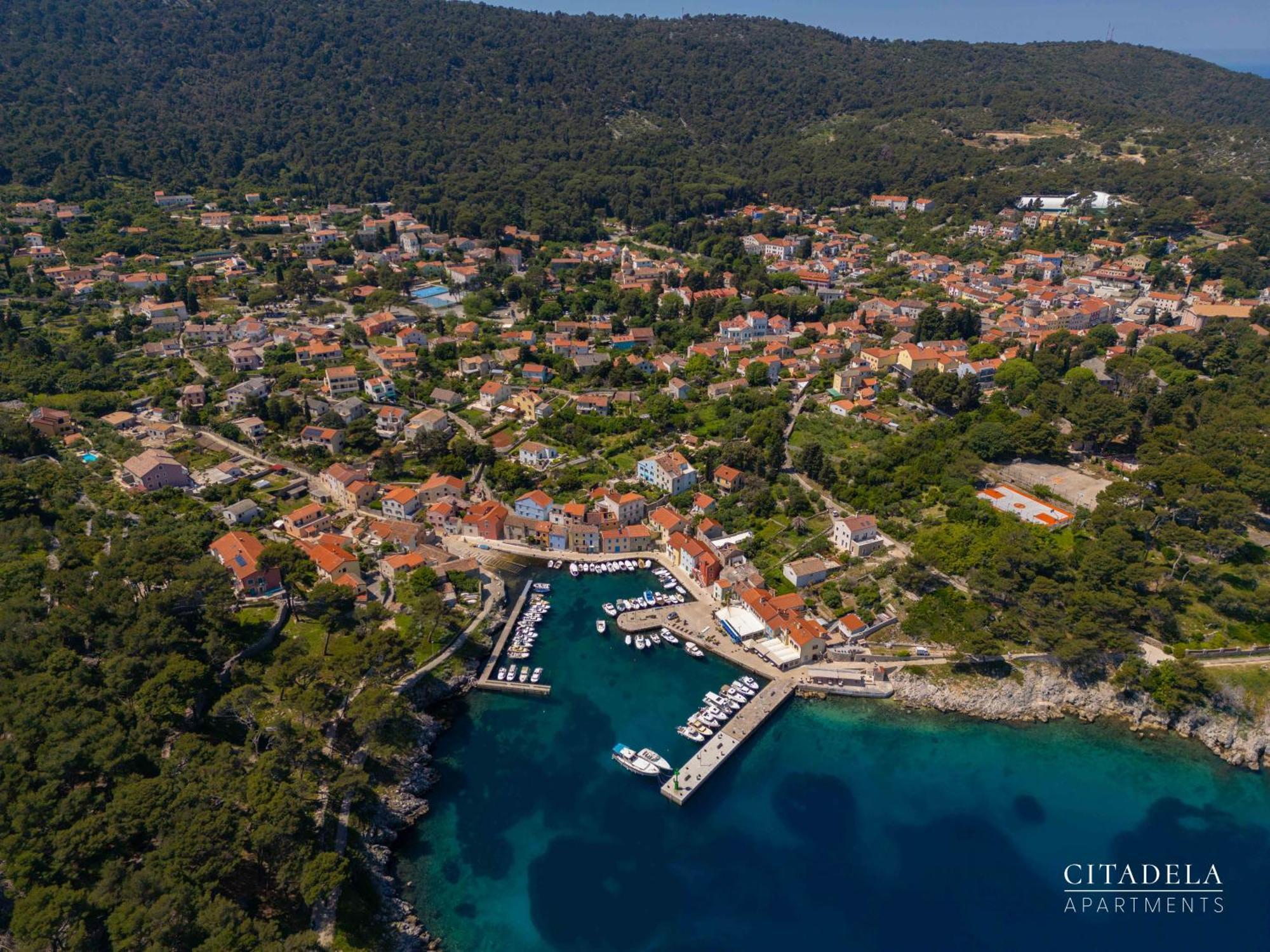 Citadela Veli Losinj Bagian luar foto